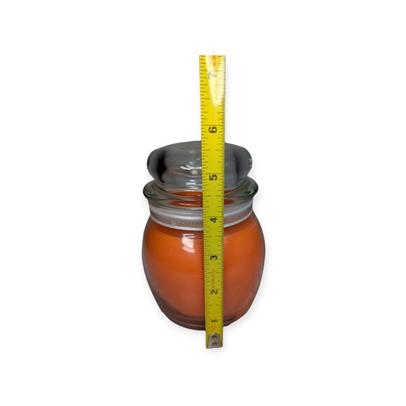 White Barn 15 Oz Jar Candle- Creamy Caramel New - Picture 7 of 8